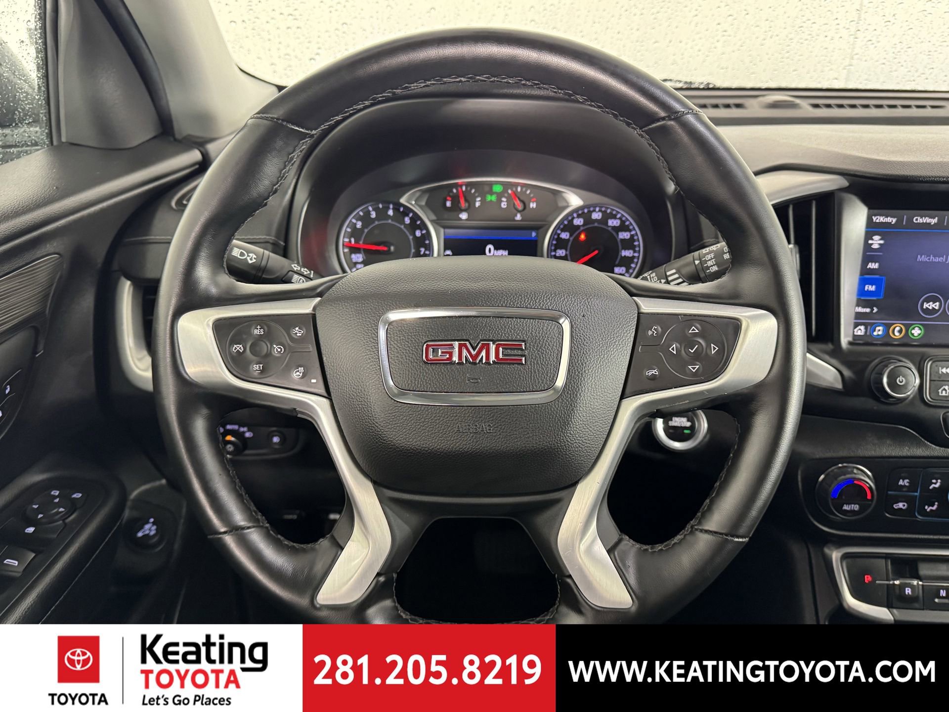 Used 2024 GMC Terrain SLT image 27