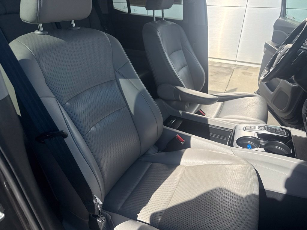 Used 2020 Honda Ridgeline RTL-E image 32