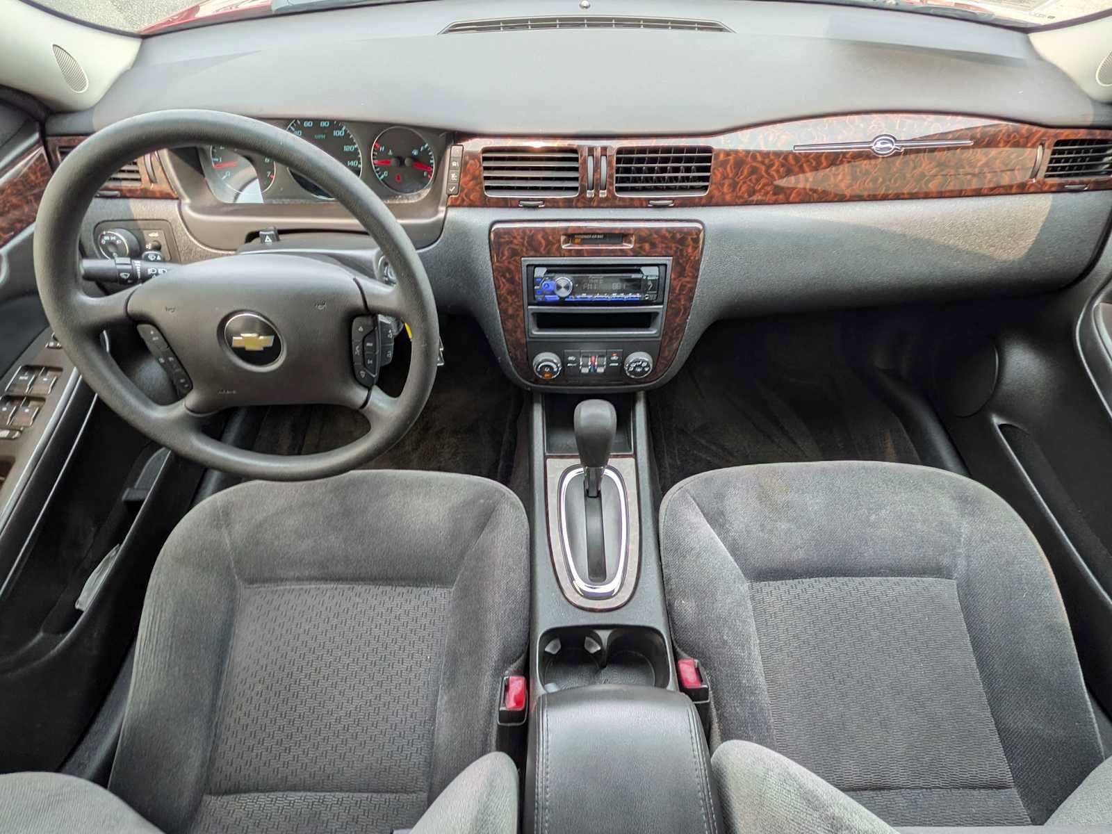Used 2015 Chevrolet Impala LT w/ LT Sunroof Package FWD image 19