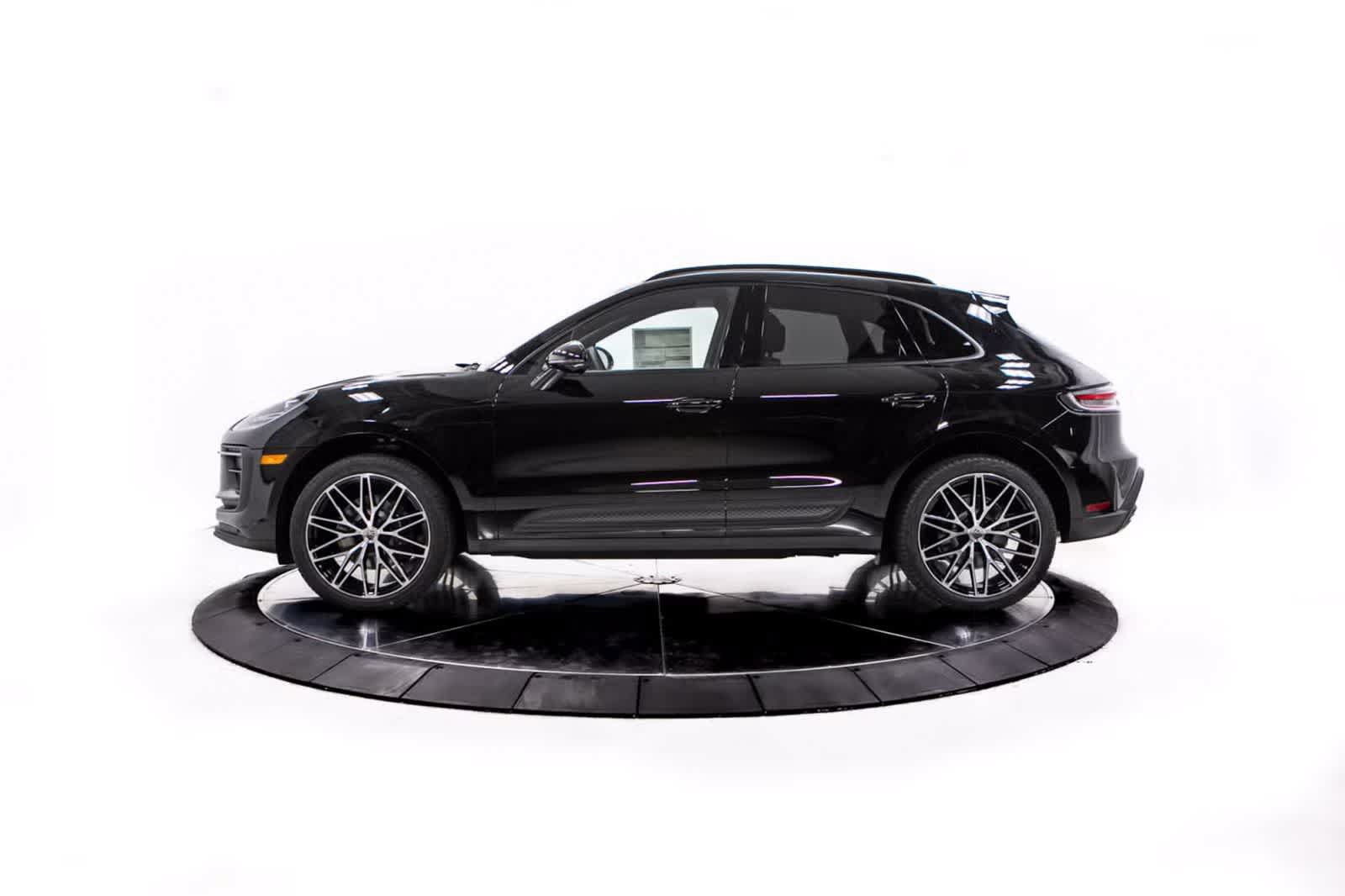 Certified 2026 Porsche Macan AWD/4WD video 2