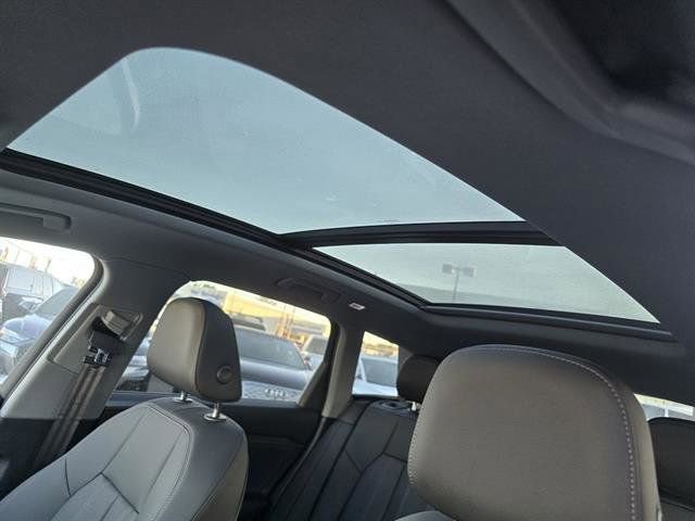 New 2025 Audi Q6 e-tron Premium Plus image 5