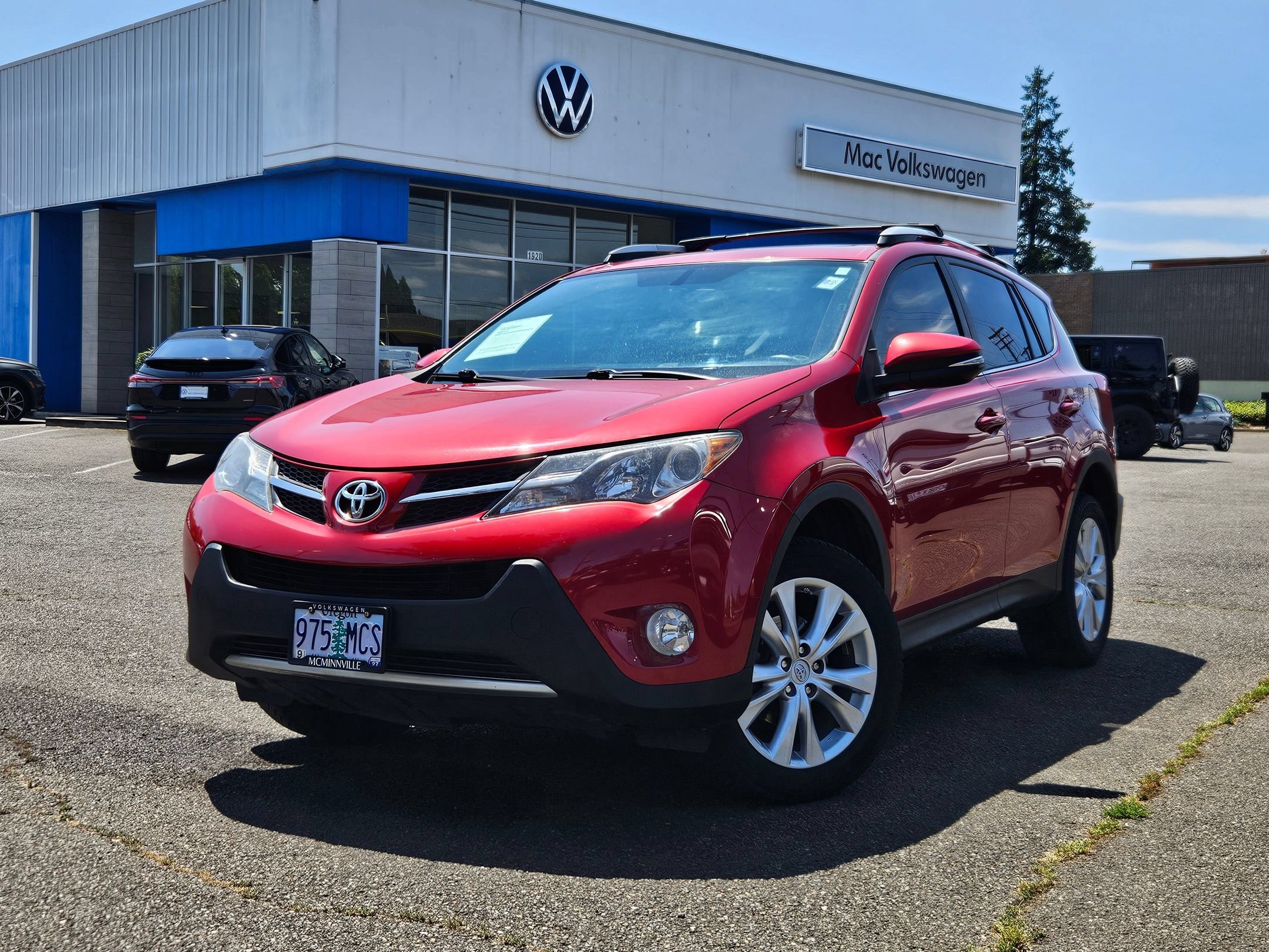 Used 2013 Toyota RAV4 Limited FWD image 1