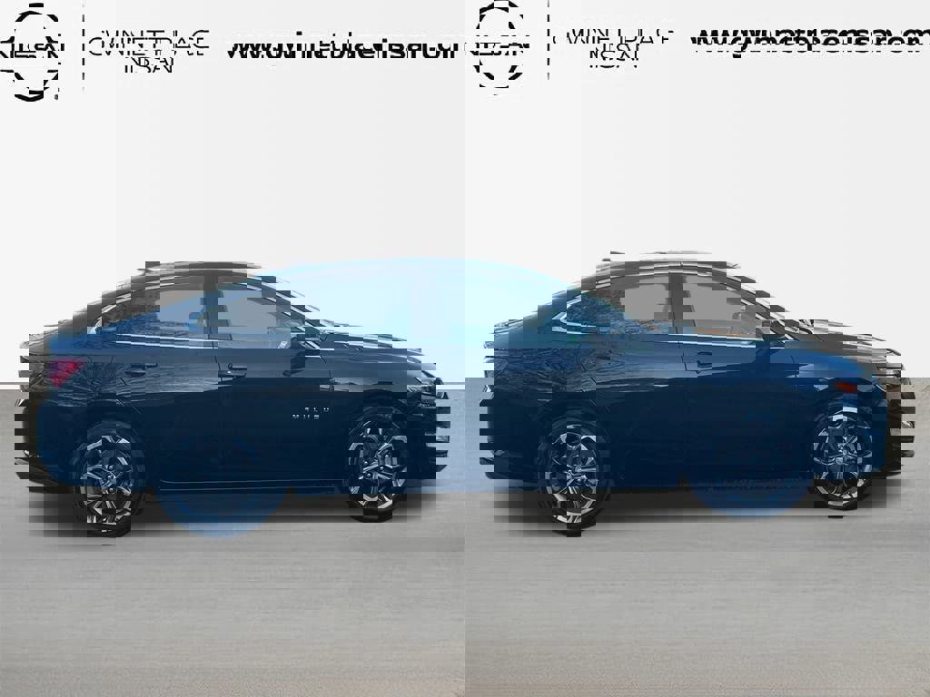 Used 2024 Chevrolet Malibu LT image 4