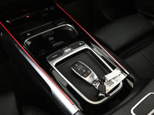 New 2026 Mercedes-Benz GLB 250 4MATIC image 13