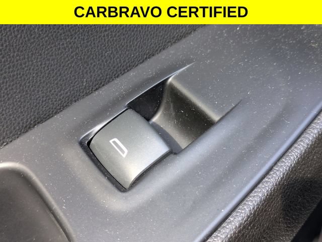 Certified 2023 Chevrolet Traverse LT FWD image 24