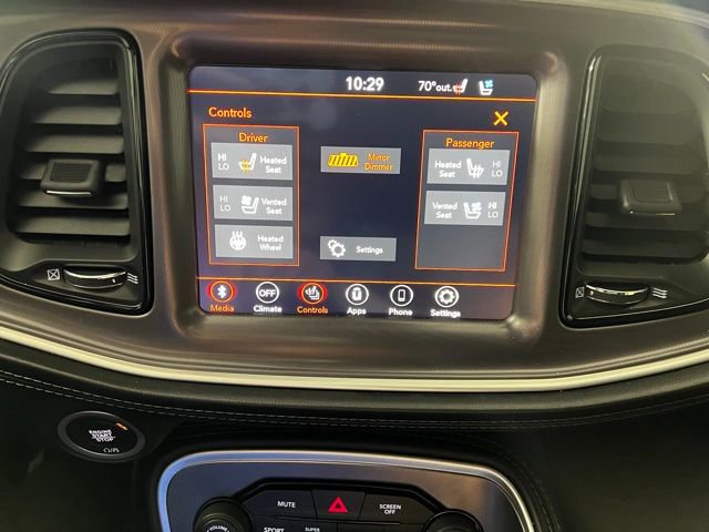 Used 2022 Dodge Challenger R/T w/ T/A Package image 17