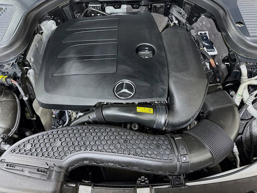Used 2022 Mercedes-Benz GLC 300 4MATIC image 33