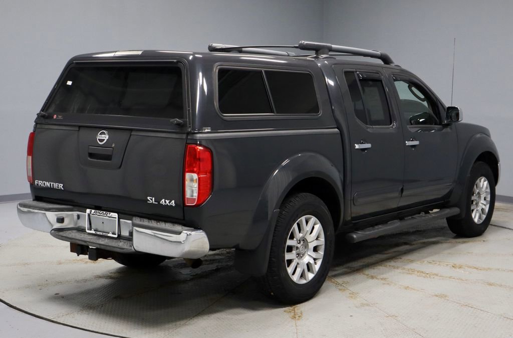 Used 2011 Nissan Frontier SL image 12