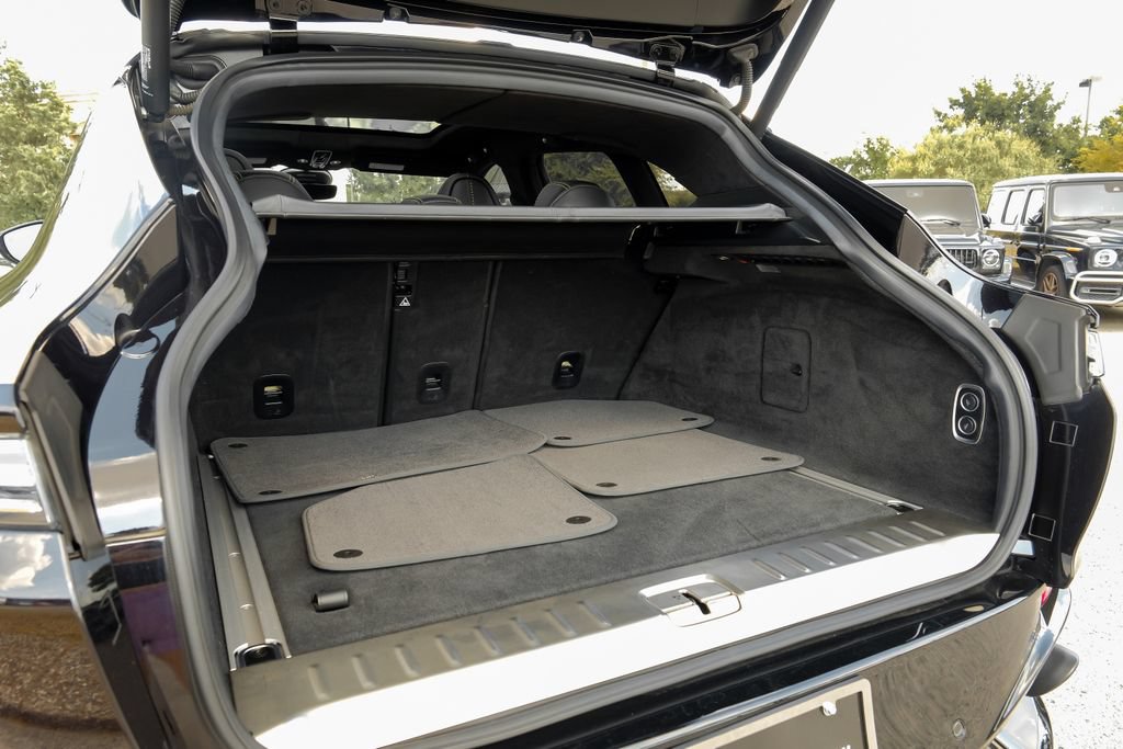 Used 2021 Aston Martin DBX AWD/4WD image 66