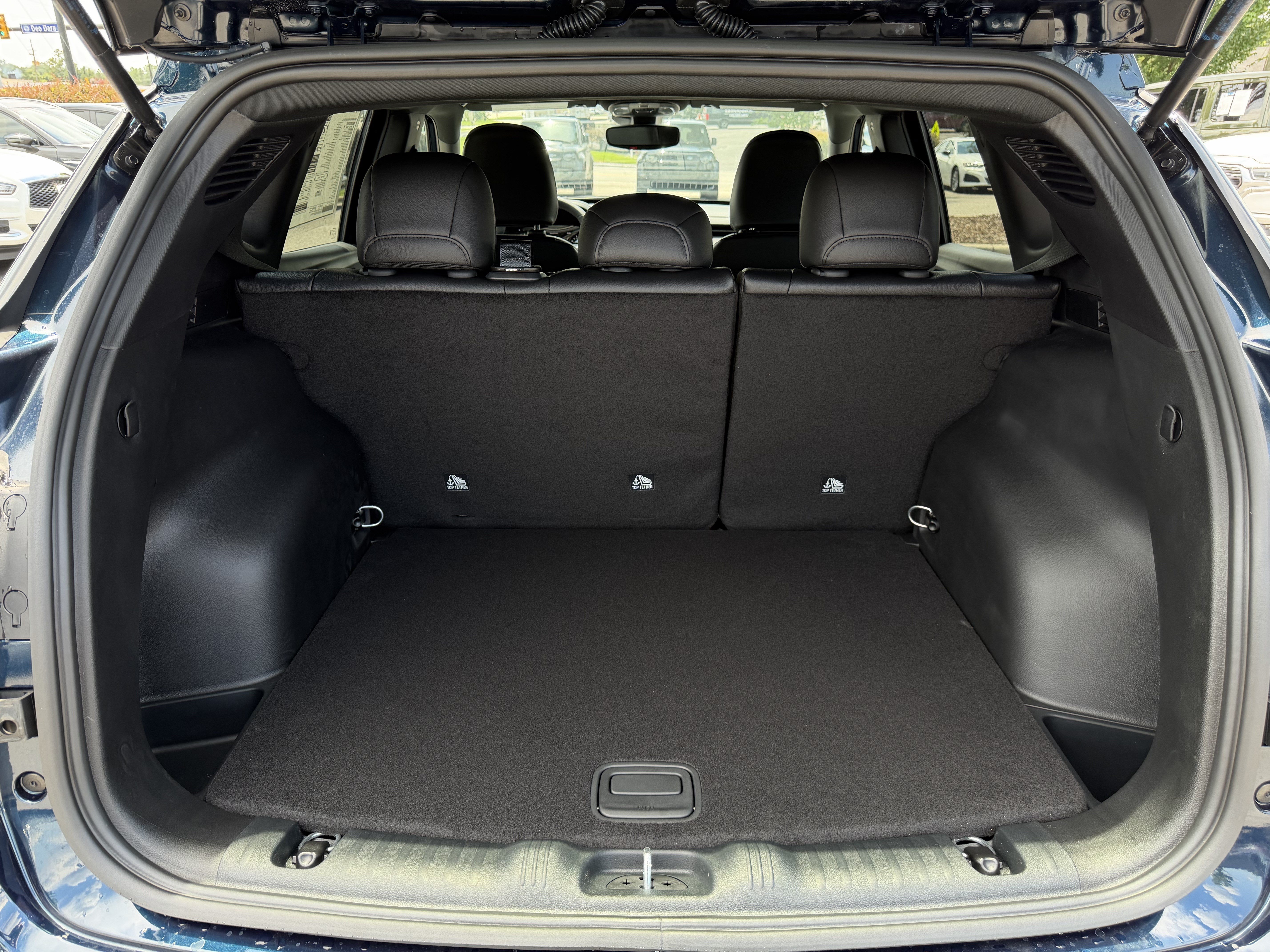 New 2026 Jeep Compass Latitude AWD/4WD image 32