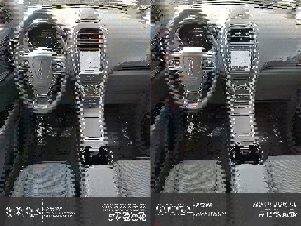 Used 2020 Lincoln Nautilus Reserve image 11