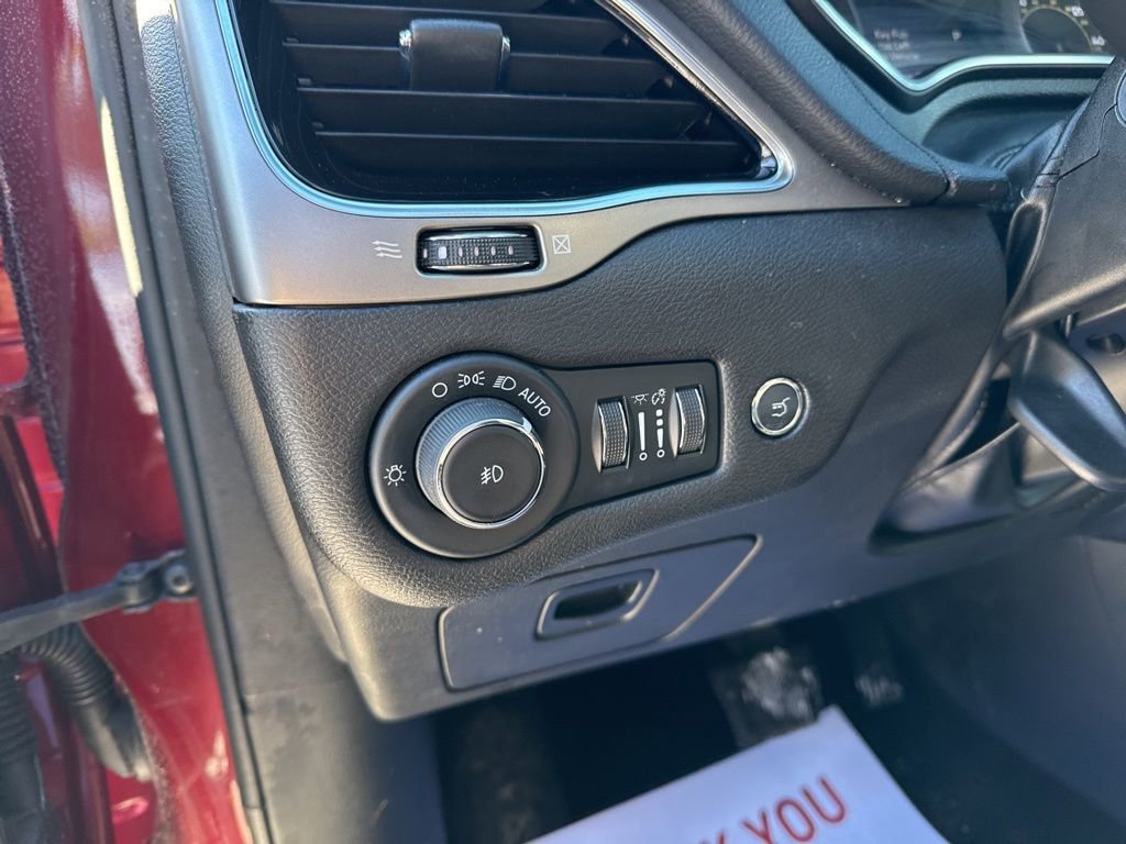 Used 2021 Jeep Cherokee Latitude Lux 80th Anniv w/ Quick Order Package 26U 80TH image 16