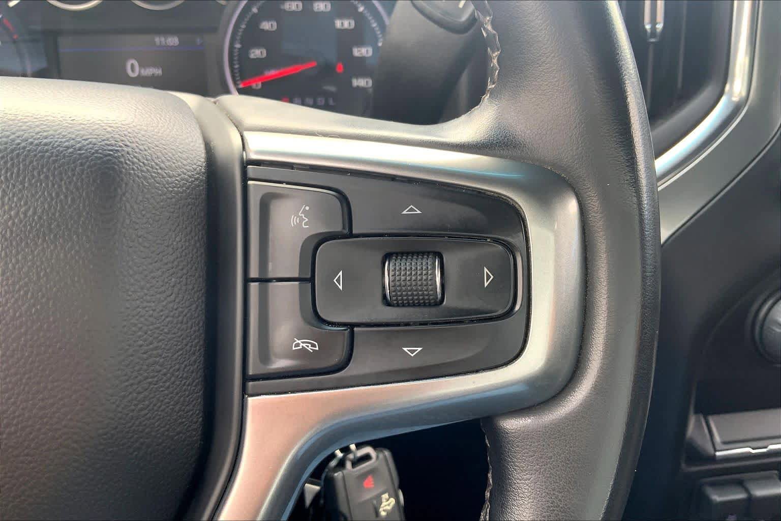 Used 2023 Chevrolet Silverado 2500 LT AWD/4WD image 25