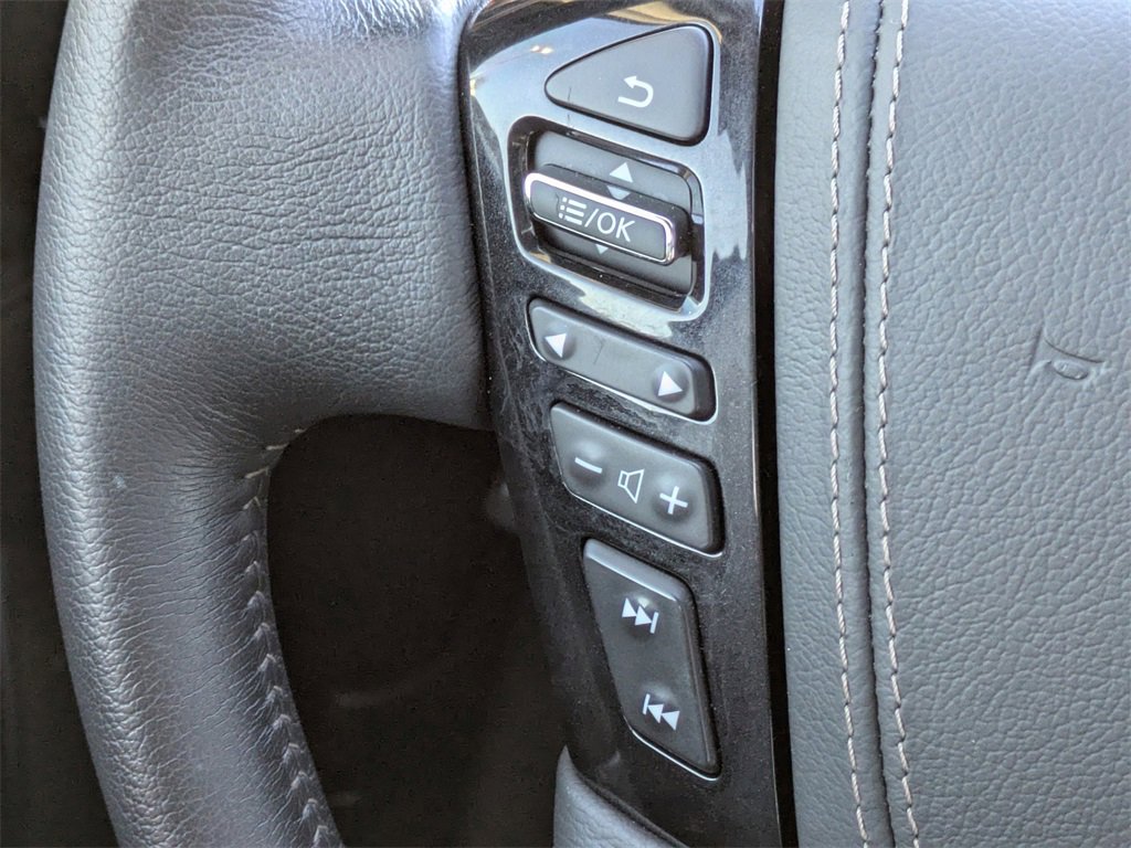Used 2022 Nissan Armada Platinum w/ Captain's Chairs Package image 22
