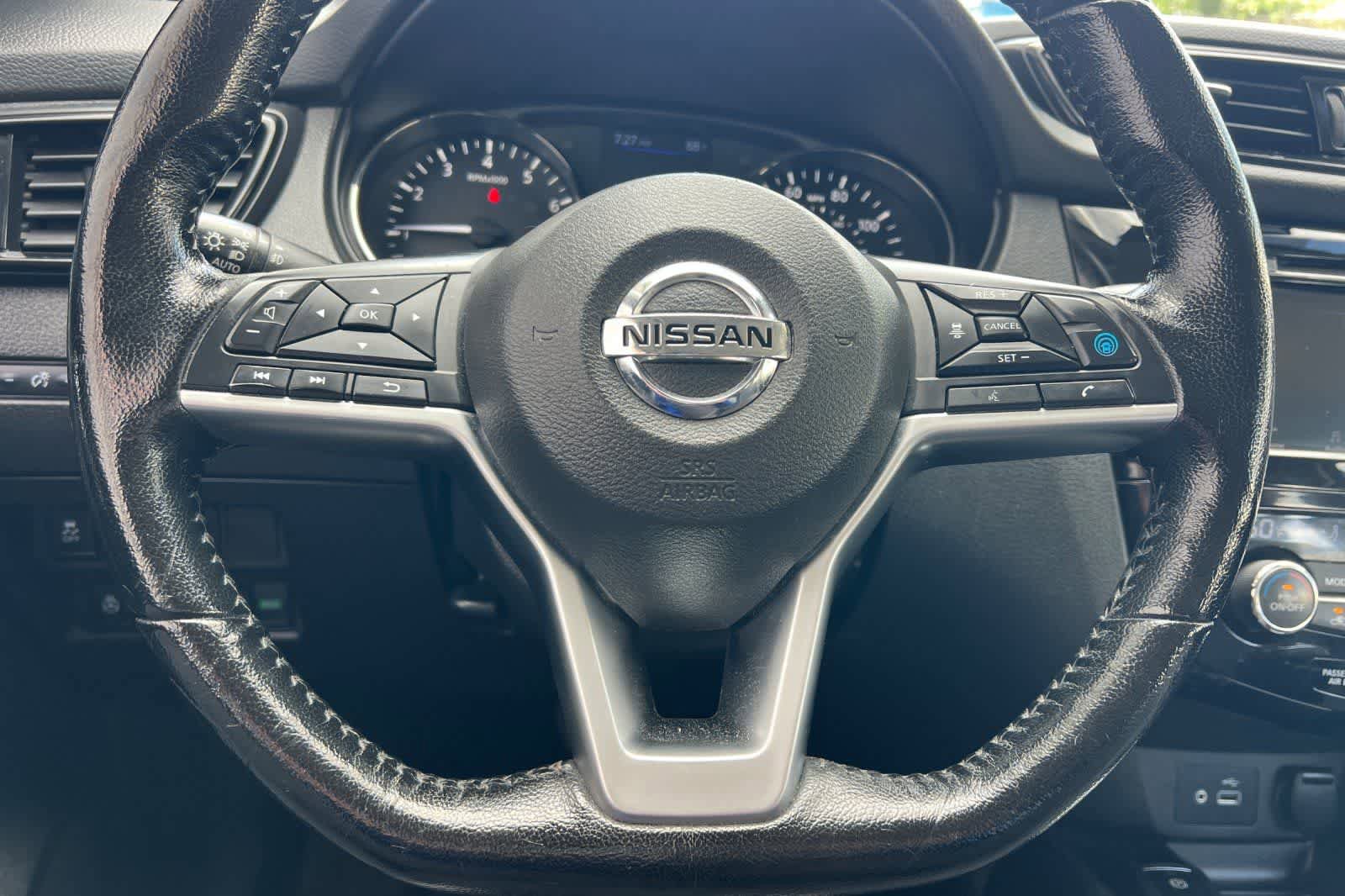 Used 2021 Nissan Rogue Sport SV w/ Technology Package AWD/4WD image 29