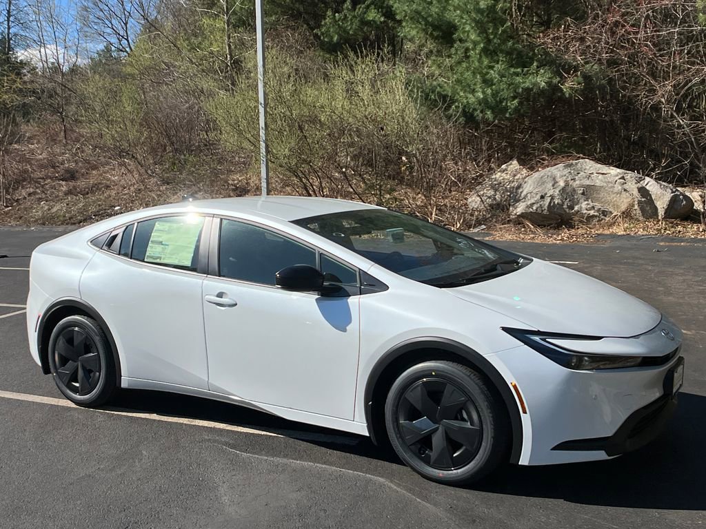 New 2026 Toyota Prius LE FWD image 7