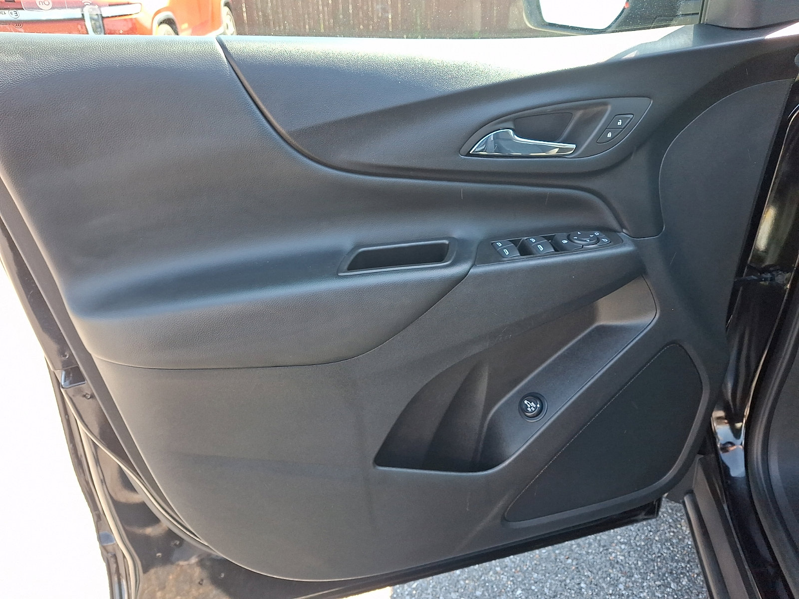 Certified 2023 Chevrolet Equinox LT FWD image 12