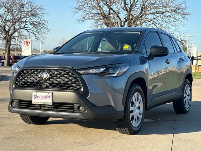 Used 2022 Toyota Corolla Cross L image 3