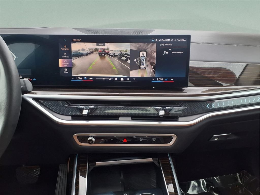 Used 2026 BMW X7 xDrive40i AWD/4WD image 24