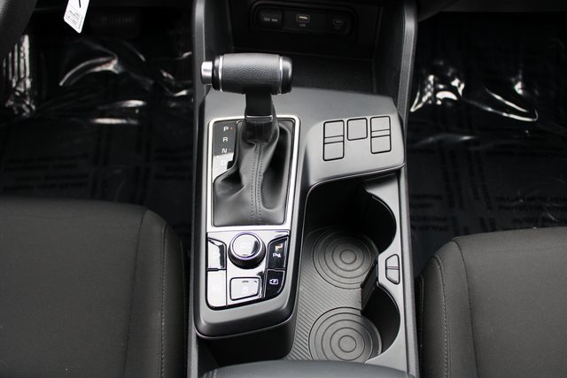 Used 2023 Kia Sportage LX image 18