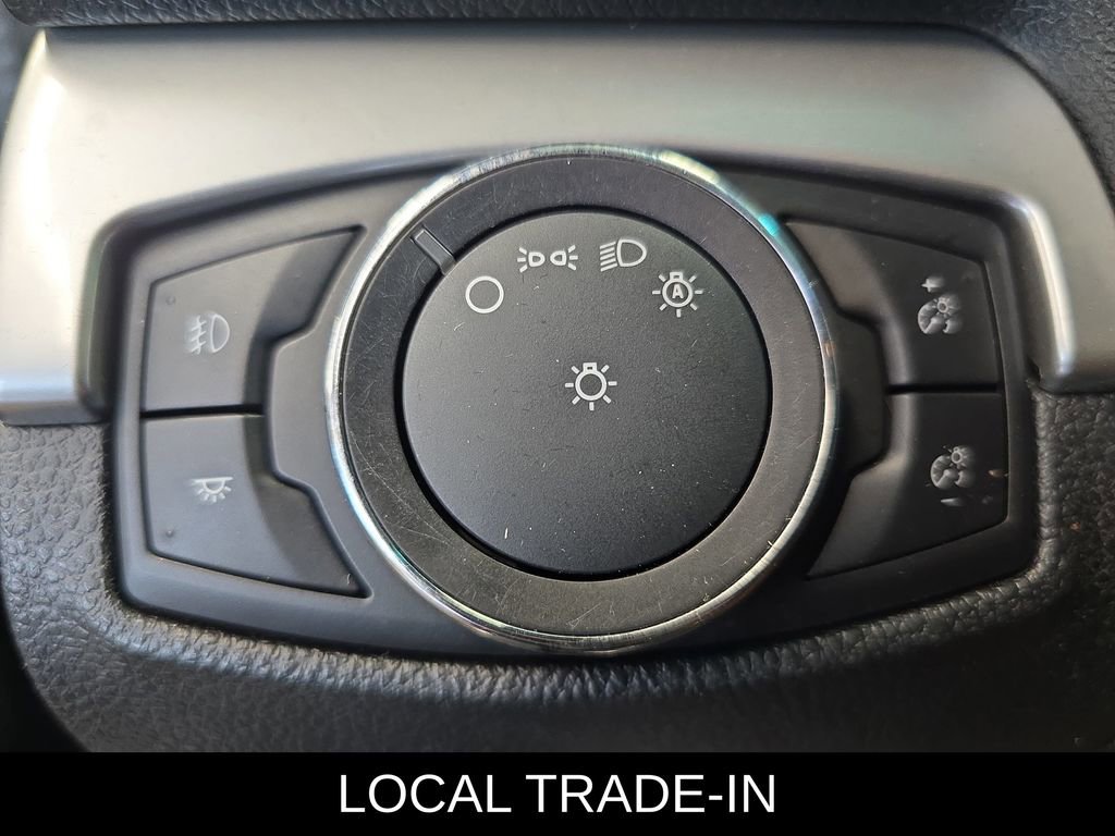 Used 2016 Ford Explorer XLT w/ Equipment Group 201A AWD/4WD image 27