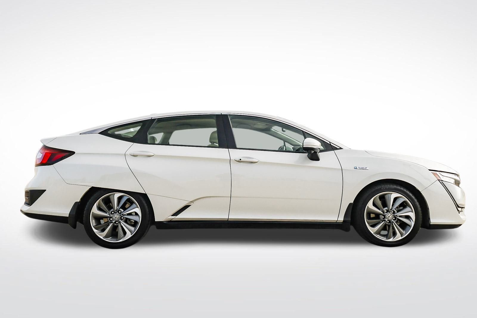 Used 2018 Honda Clarity Plug-In Hybrid image 4