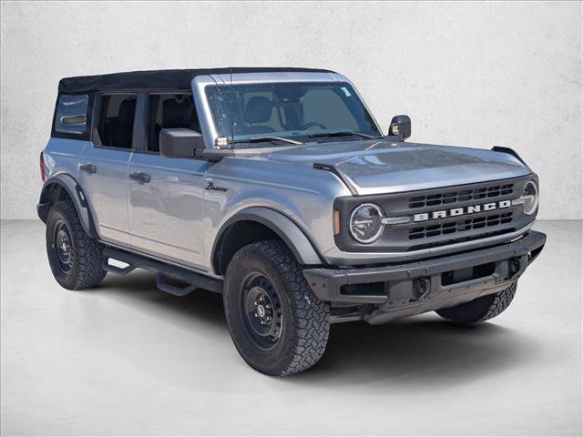 Used 2022 Ford Bronco Black Diamond AWD/4WD image 3