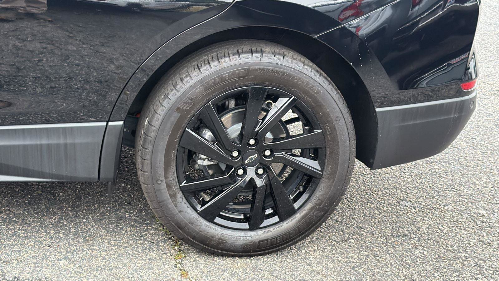 Certified 2024 Chevrolet Equinox LS w/ Midnight Edition FWD image 9