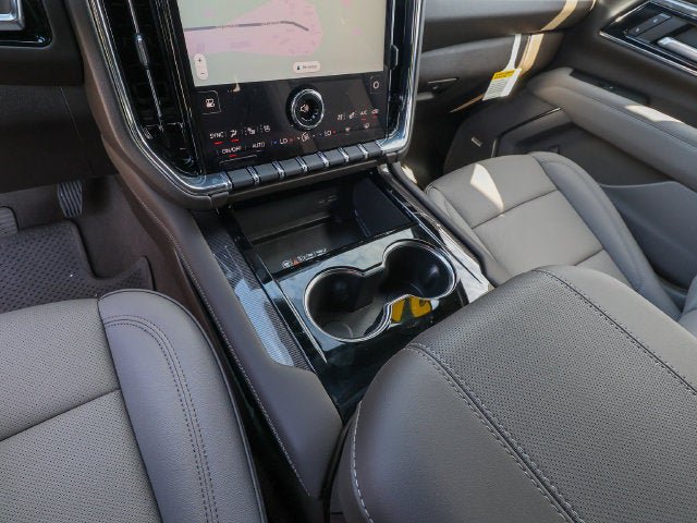 New 2026 GMC Yukon XL Elevation w/ Elevation Premium Package RWD image 21