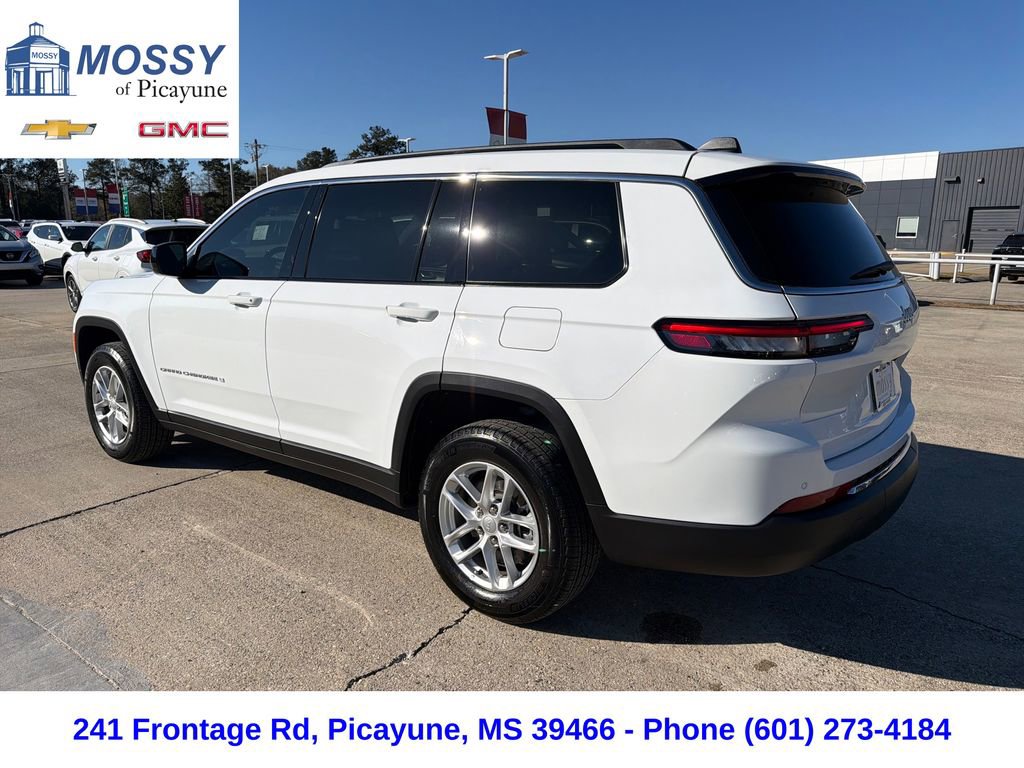 Used 2024 Jeep Grand Cherokee L Laredo w/ Trailer Tow Package image 5