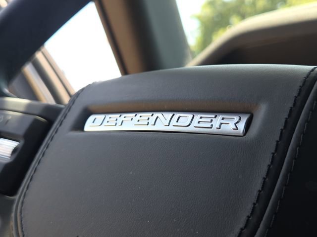 Used 2023 Land Rover Defender 130 X image 23