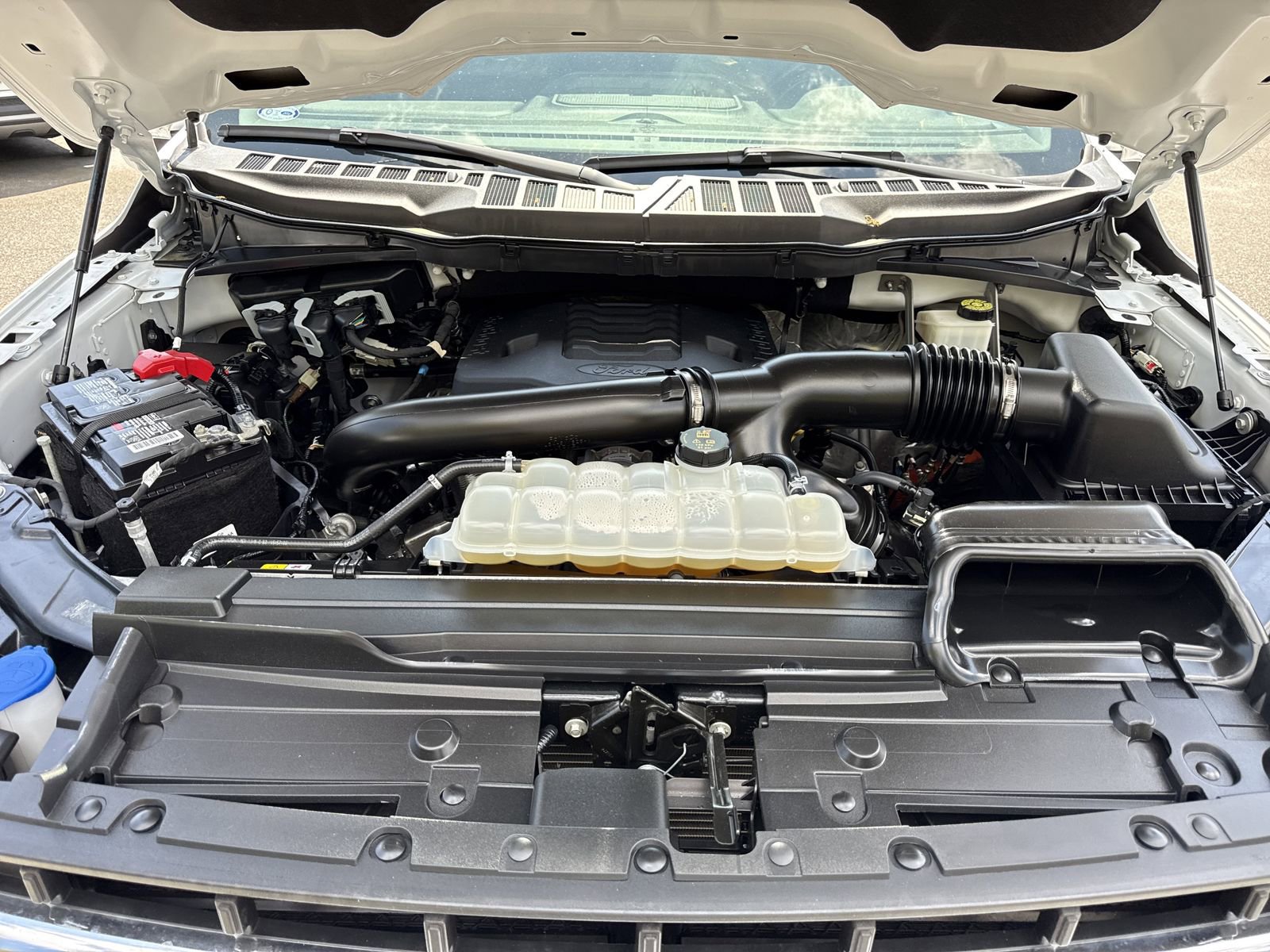 Used 2022 Ford F150 Lariat AWD/4WD image 37