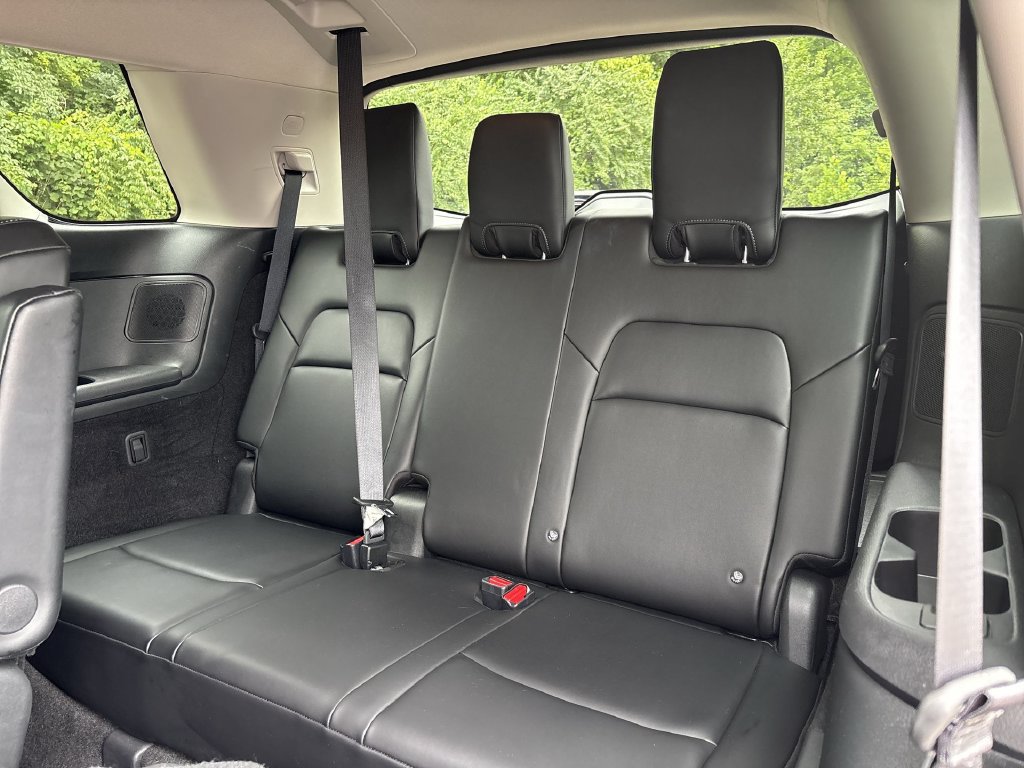 Certified 2024 Nissan Pathfinder Platinum AWD/4WD image 19