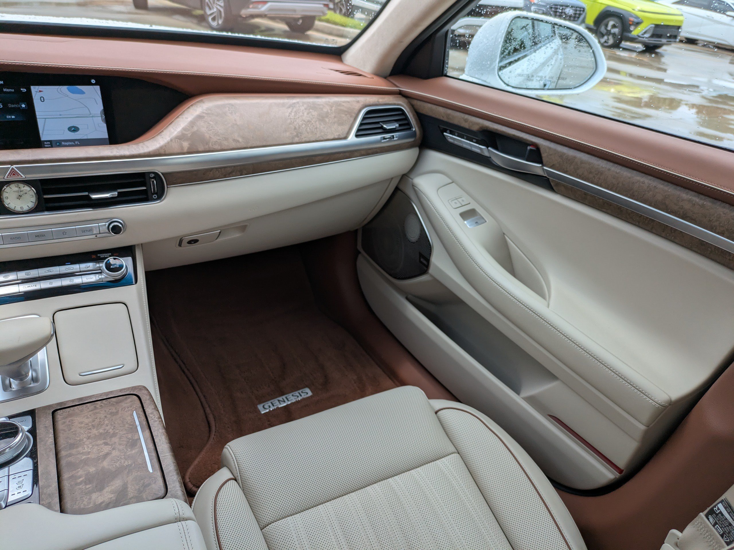 Used 2021 Genesis G90 5.0 Ultimate AWD/4WD image 16