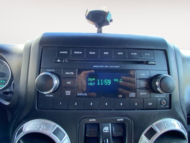 Used 2013 Jeep Wrangler Unlimited Sahara w/ Trailer Tow Group image 22