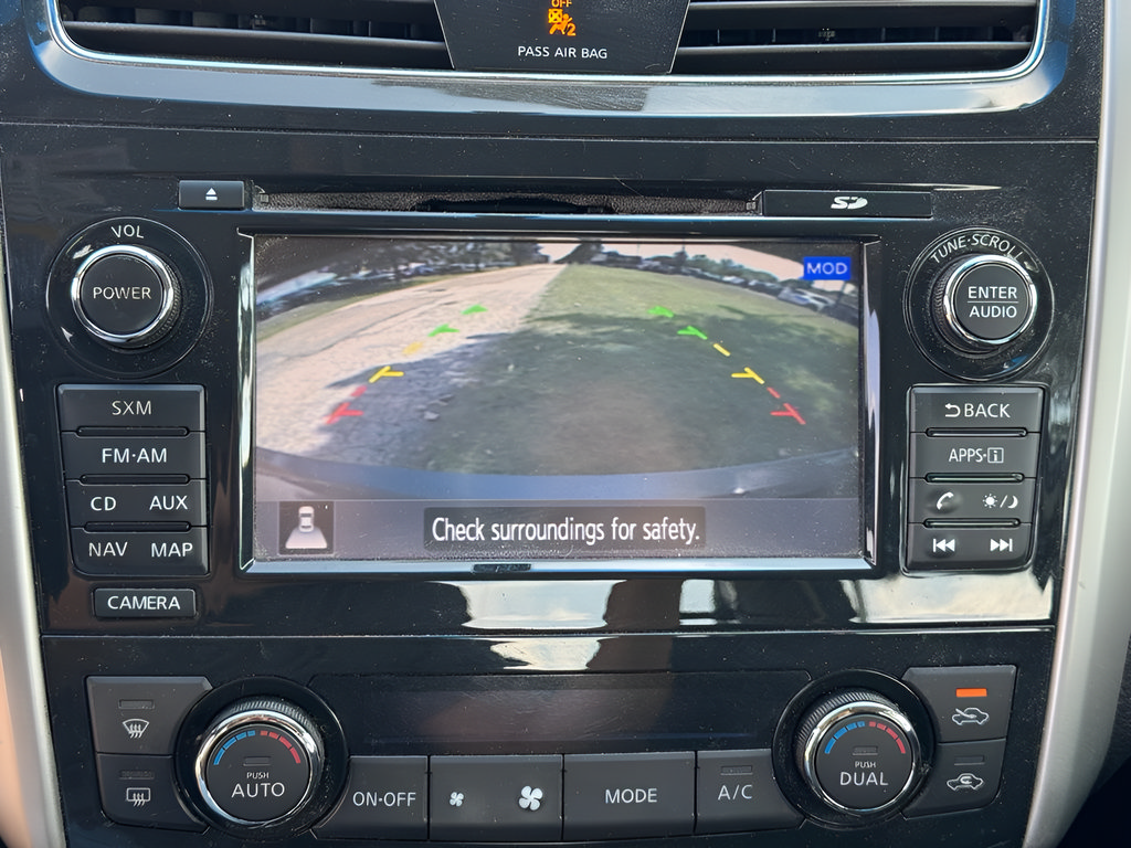 Used 2014 Nissan Altima 2.5 SV w/ Convenience Package FWD image 25
