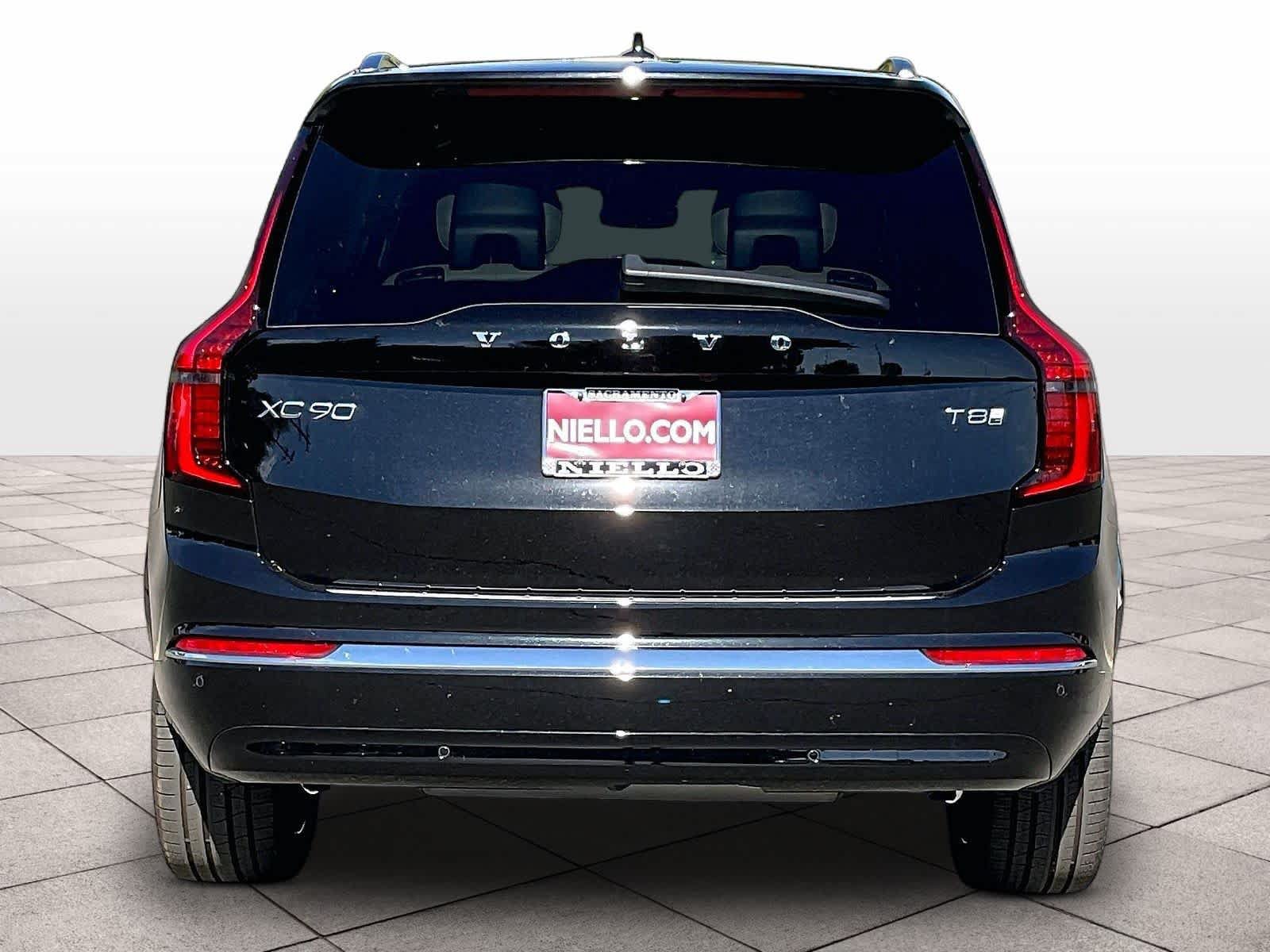 New 2026 Volvo XC90 T8 Ultra w/ Protection Package AWD/4WD image 6
