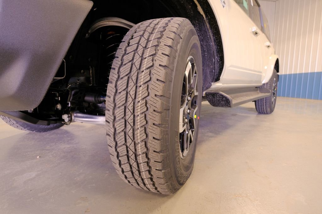 New 2025 Ford Bronco Outer Banks image 44