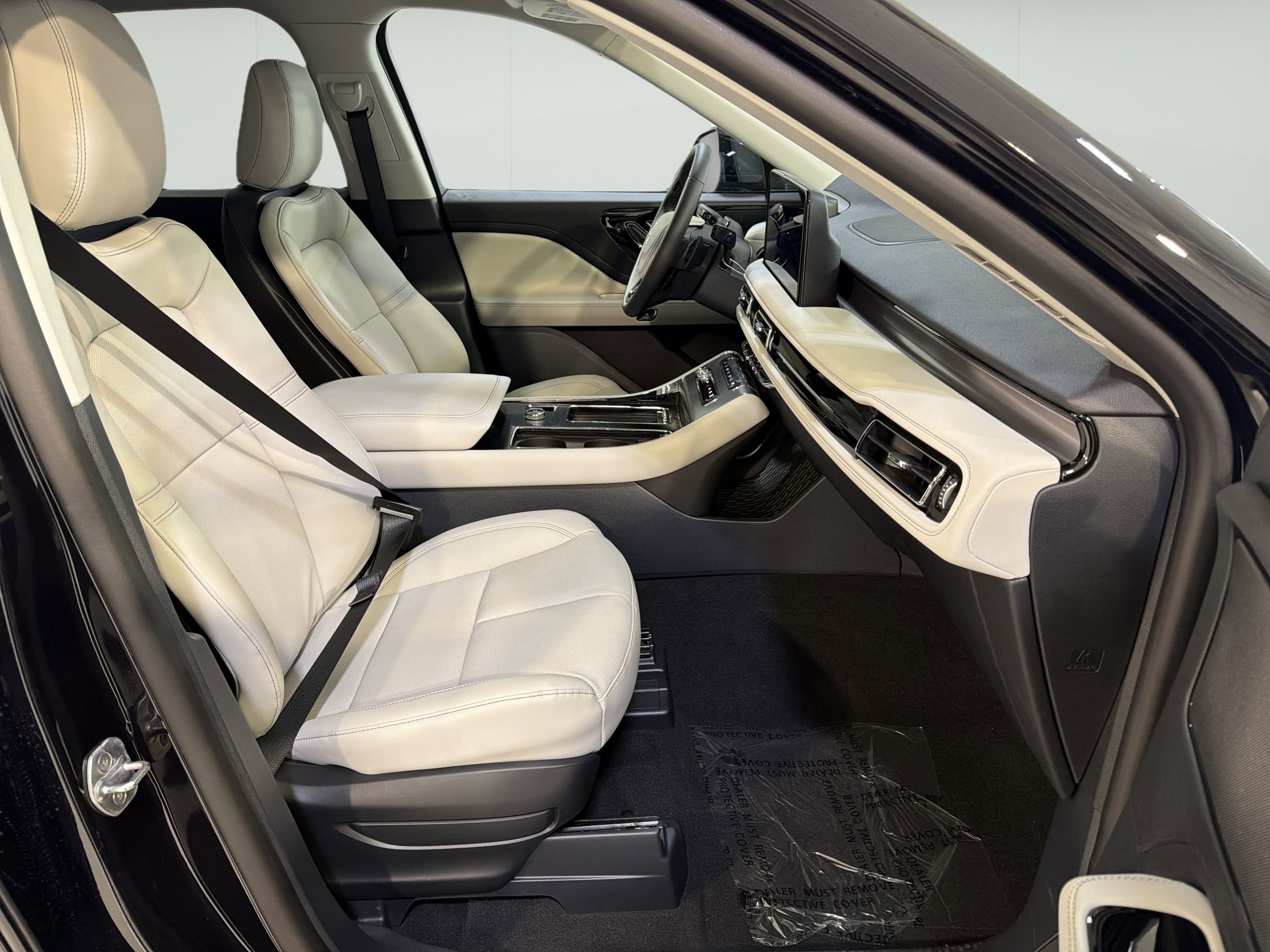 New 2026 Lincoln Aviator 2WD image 30