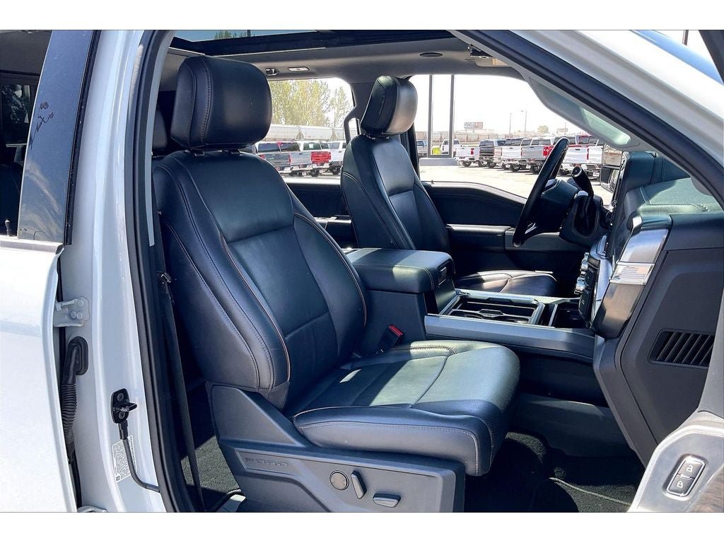 Used 2025 Ford F350 Lariat w/ Lariat Ultimate Package AWD/4WD image 8