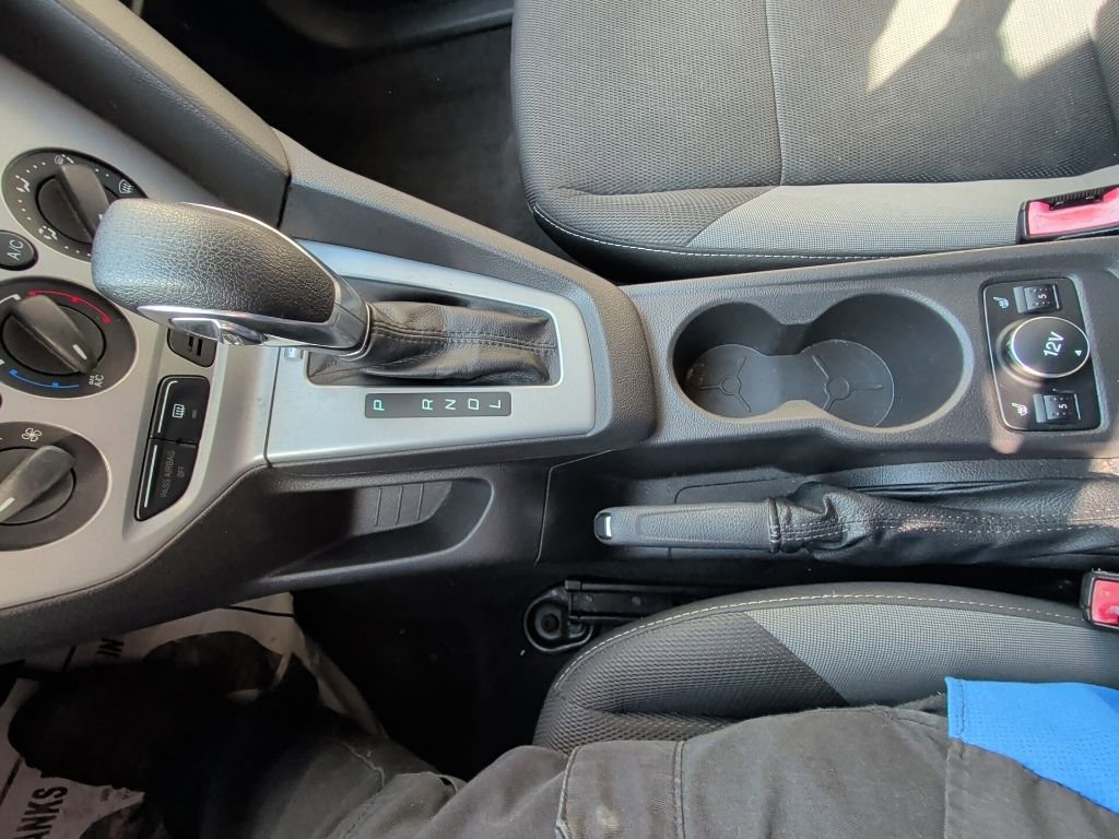 Used 2012 Ford Focus SE FWD image 21