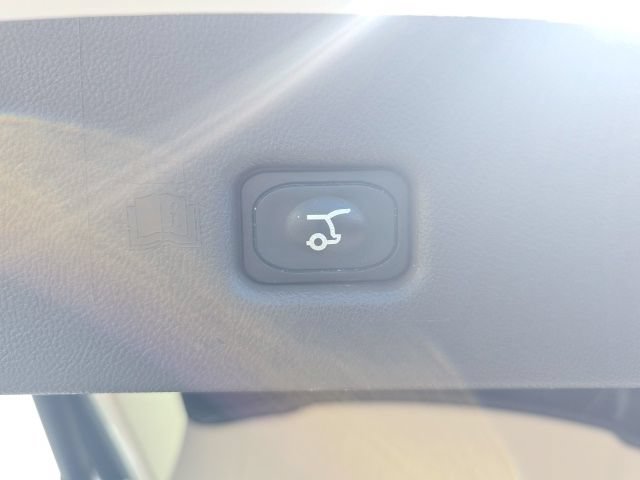 Used 2022 Lincoln Nautilus Reserve AWD/4WD image 10