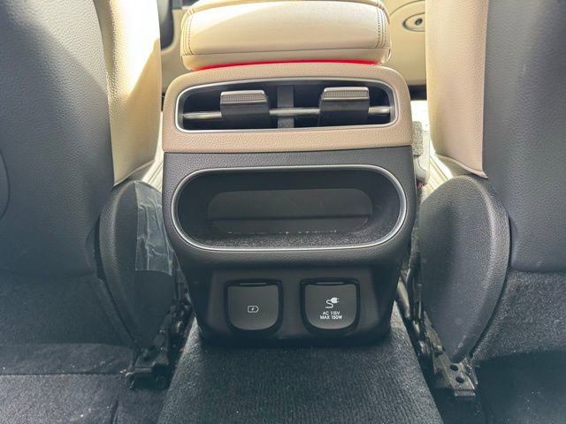 Certified 2023 Genesis GV70 2.5T Advanced w/ Advanced Package image 36