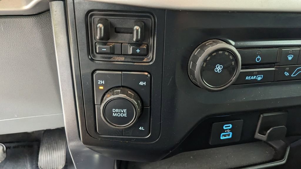 Certified 2023 Ford F150 XLT w/ Trailer Tow Package image 30