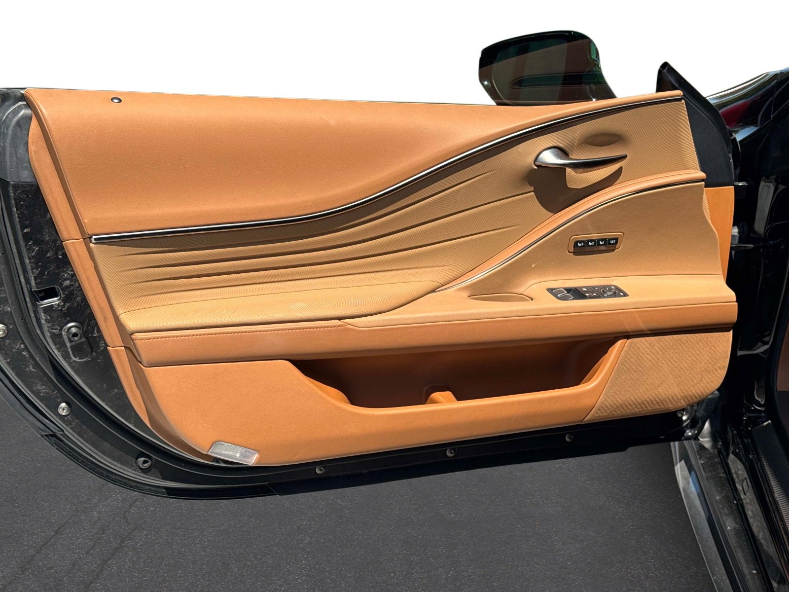 Certified 2022 Lexus LC 500 Convertible w/ Touring Package image 11