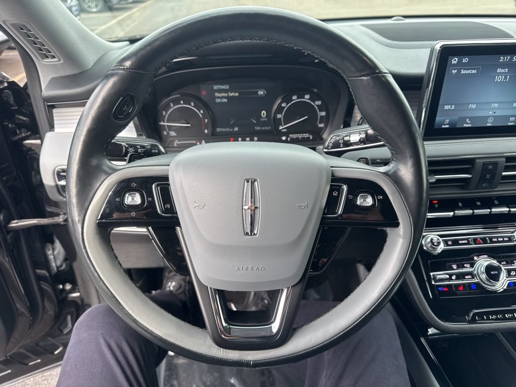 Used 2022 Lincoln Corsair AWD w/ Premium Package image 14