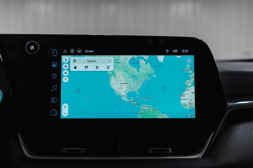 Used 2025 Chevrolet Equinox LT image 17