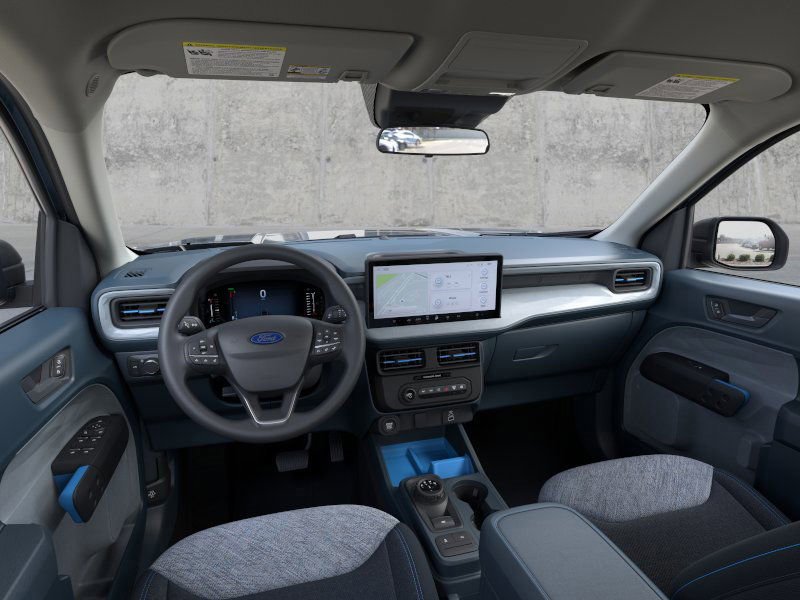 New 2025 Ford Maverick XLT image 9