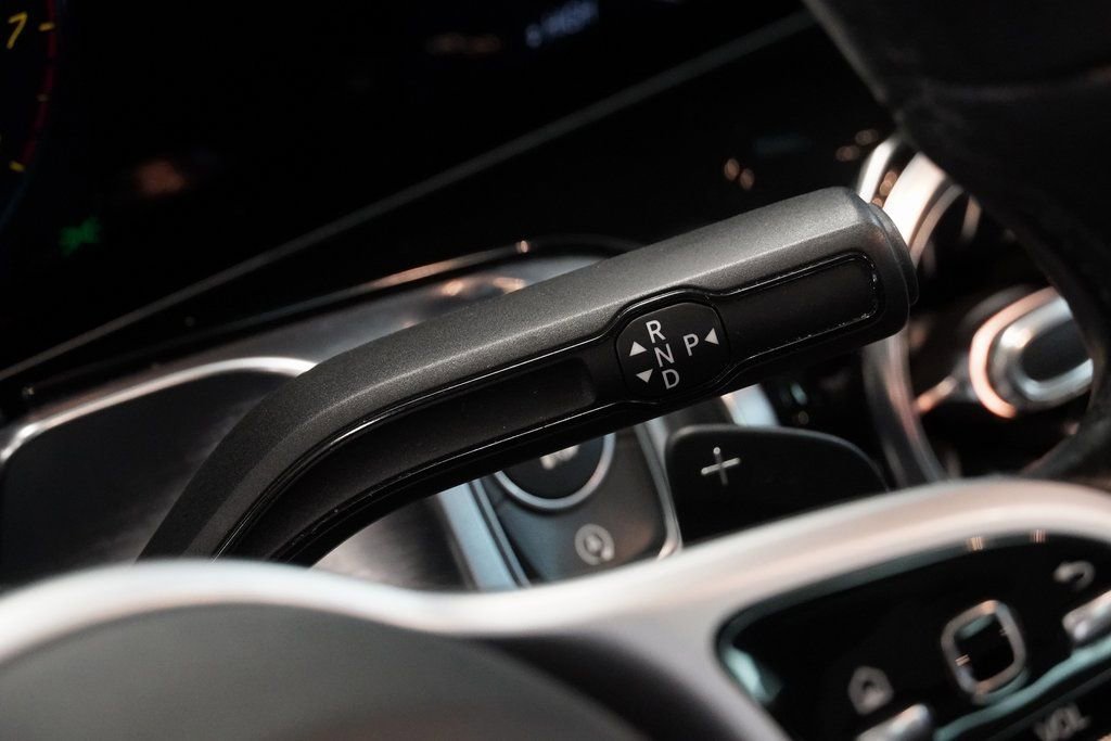 Used 2020 Mercedes-Benz GLB 250 4MATIC image 23