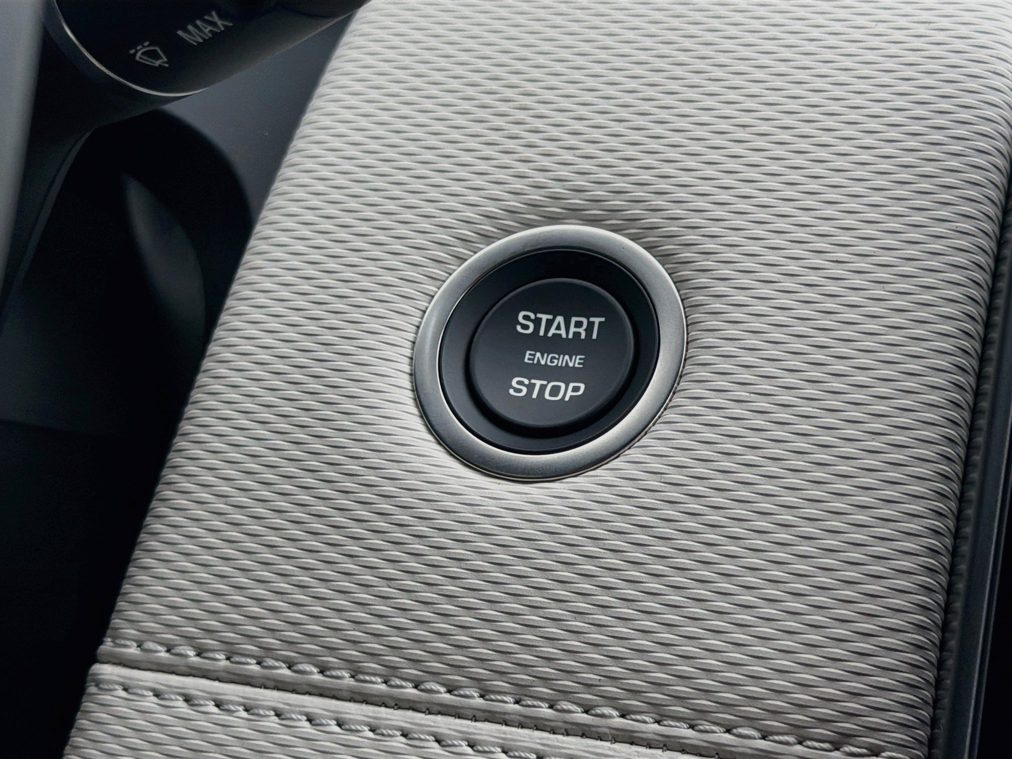 New 2026 Land Rover Discovery Sport Landmark AWD/4WD image 37